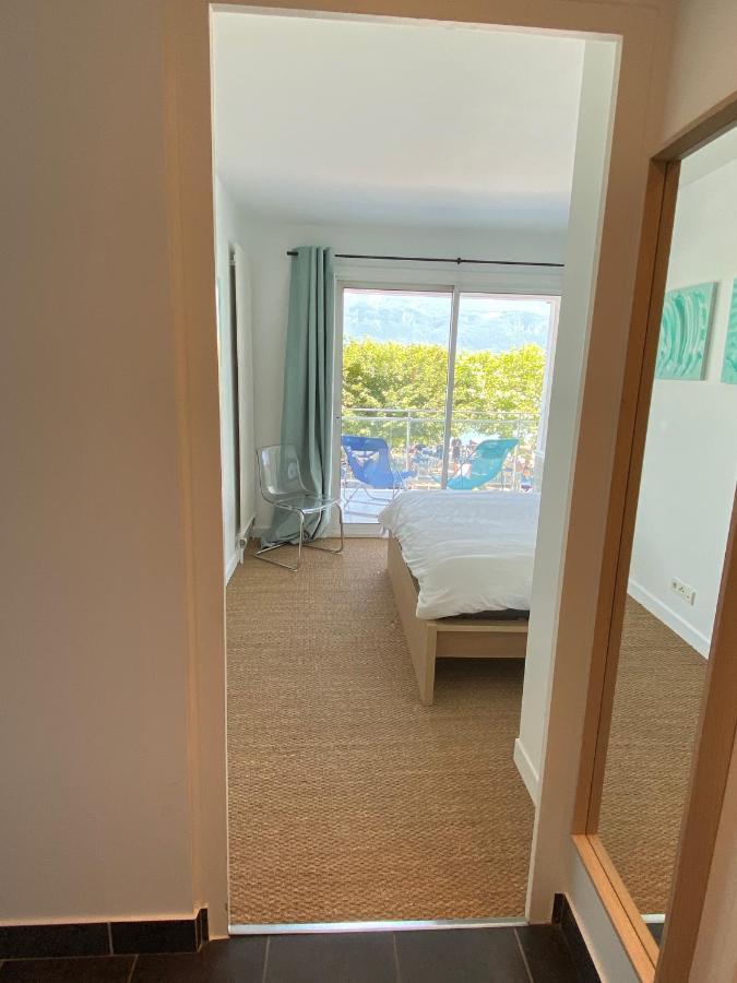 Les Suites Du Port ル・ブルジェ・デュ・ラック エクステリア 写真